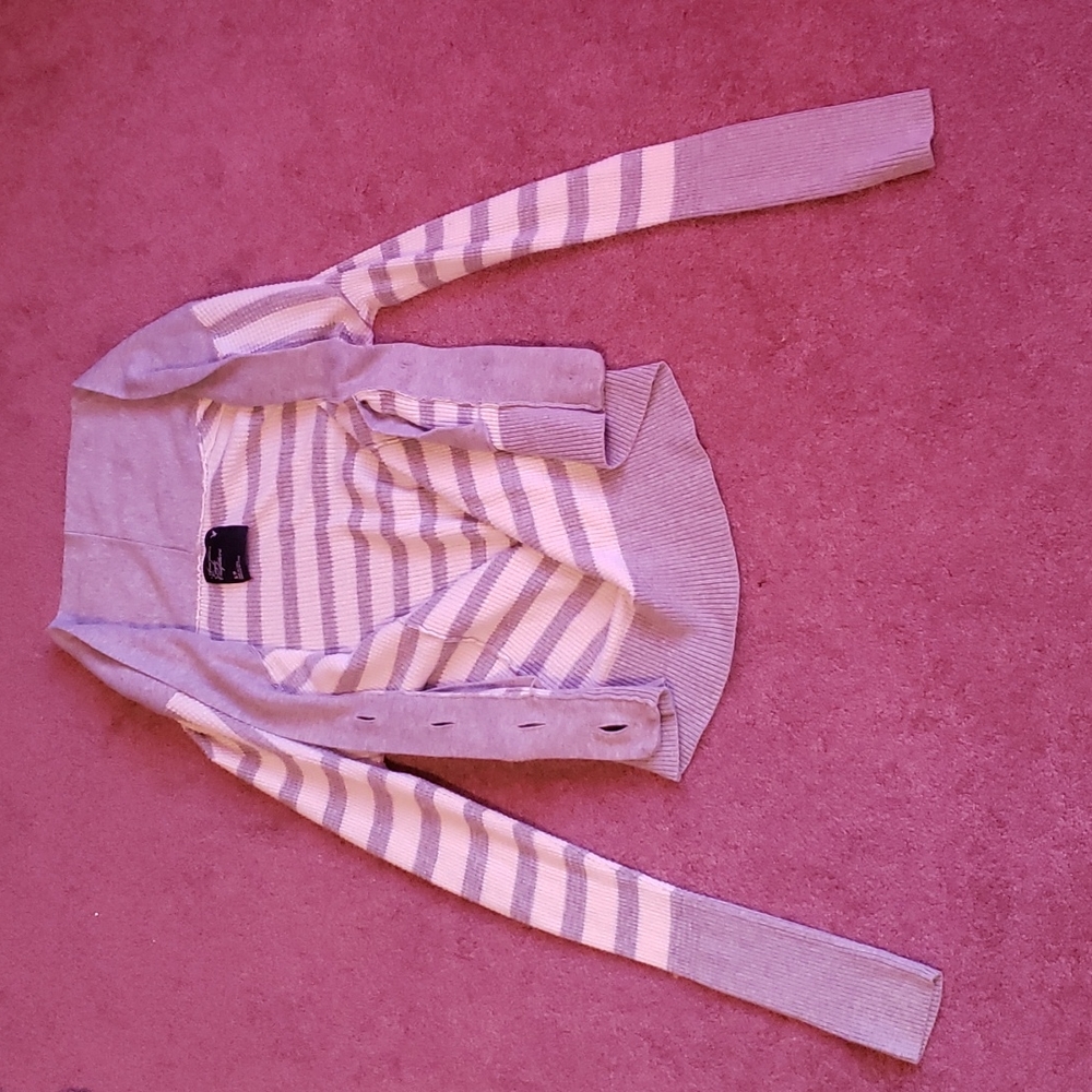 American Eagle Cardigan